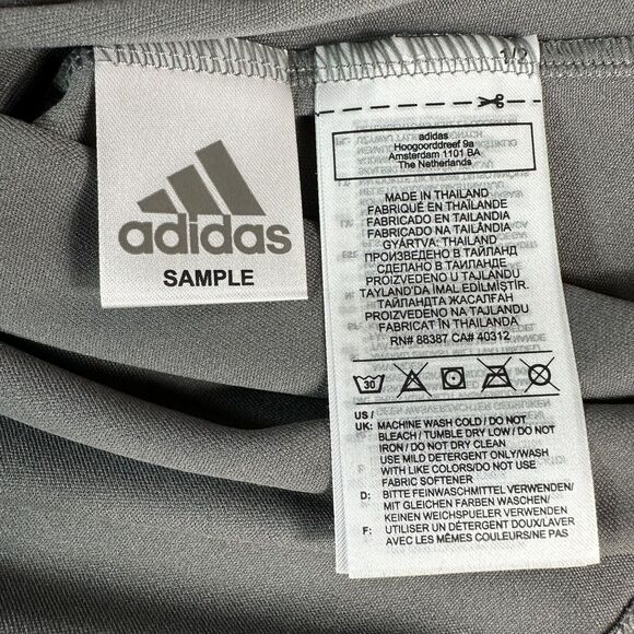 NEW Adidas Entrada 22 Jersey Women's Size Small Grey V Neck Athletic Shirt Top - Picture 8 of 10